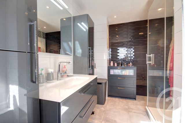 Appartement F4 à vendre - 4 pièces - 83.5 m2 - ERSTEIN - 67 - ALSACE - Century 21 Ckh Immobilier