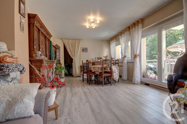 Appartement à vendre - 3 pièces - 81.22 m2 - ERSTEIN - 67 - ALSACE - Century 21 Ckh Immobilier
