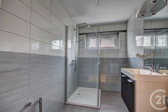 Appartement F4 à vendre - 4 pièces - 82.2 m2 - ERSTEIN - 67 - ALSACE - Century 21 Ckh Immobilier