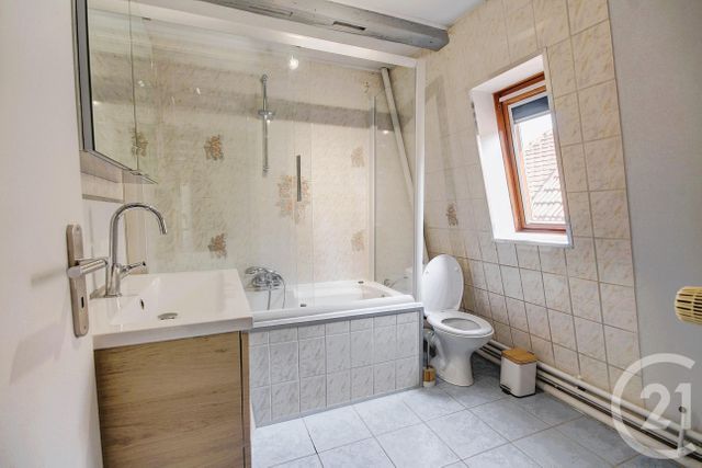 Appartement à vendre - 4 pièces - 101.01 m2 - BENFELD - 67 - ALSACE - Century 21 Ckh Immobilier